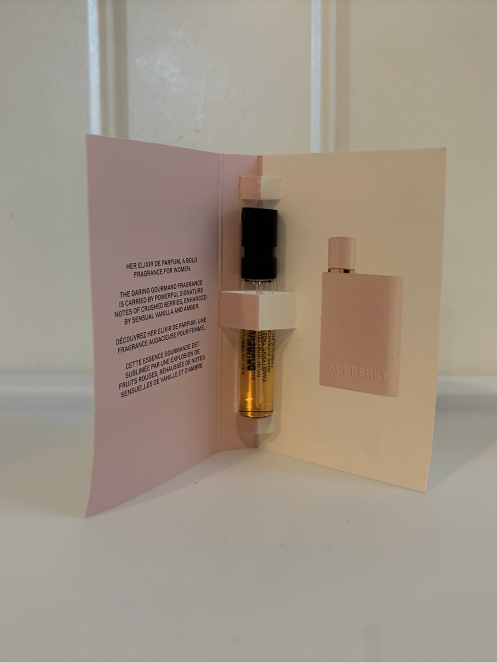 Burberry Sample Collection - Picture 3 of 4